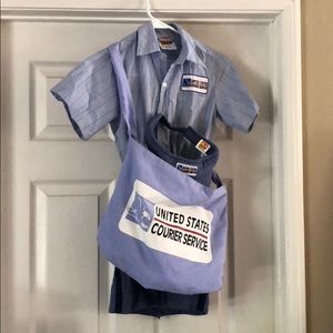 Kids United States Postal Service costume.